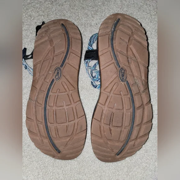 Women's Chacos size 11 - Picture 3 of 3
